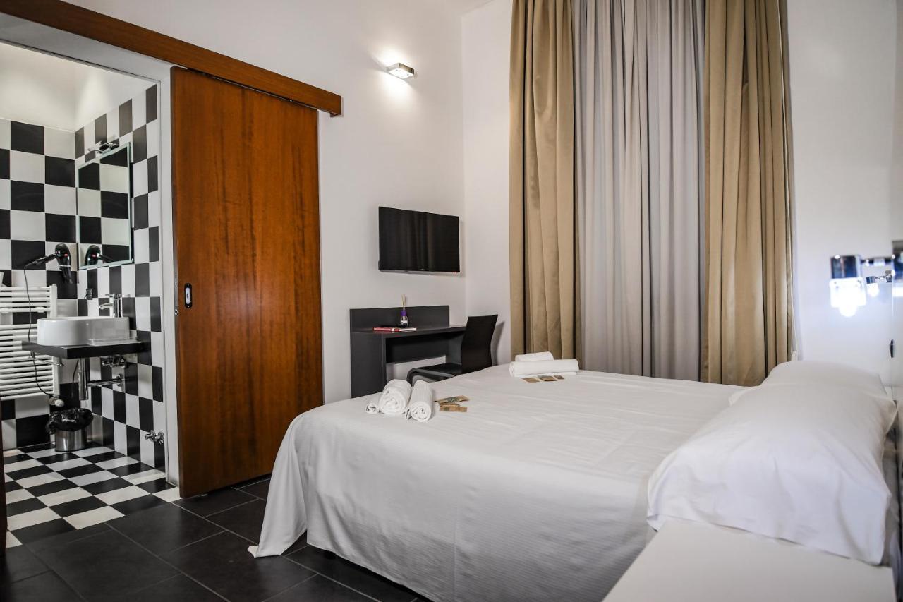 Zen Hotel แฟร์รารา ภายนอก รูปภาพ